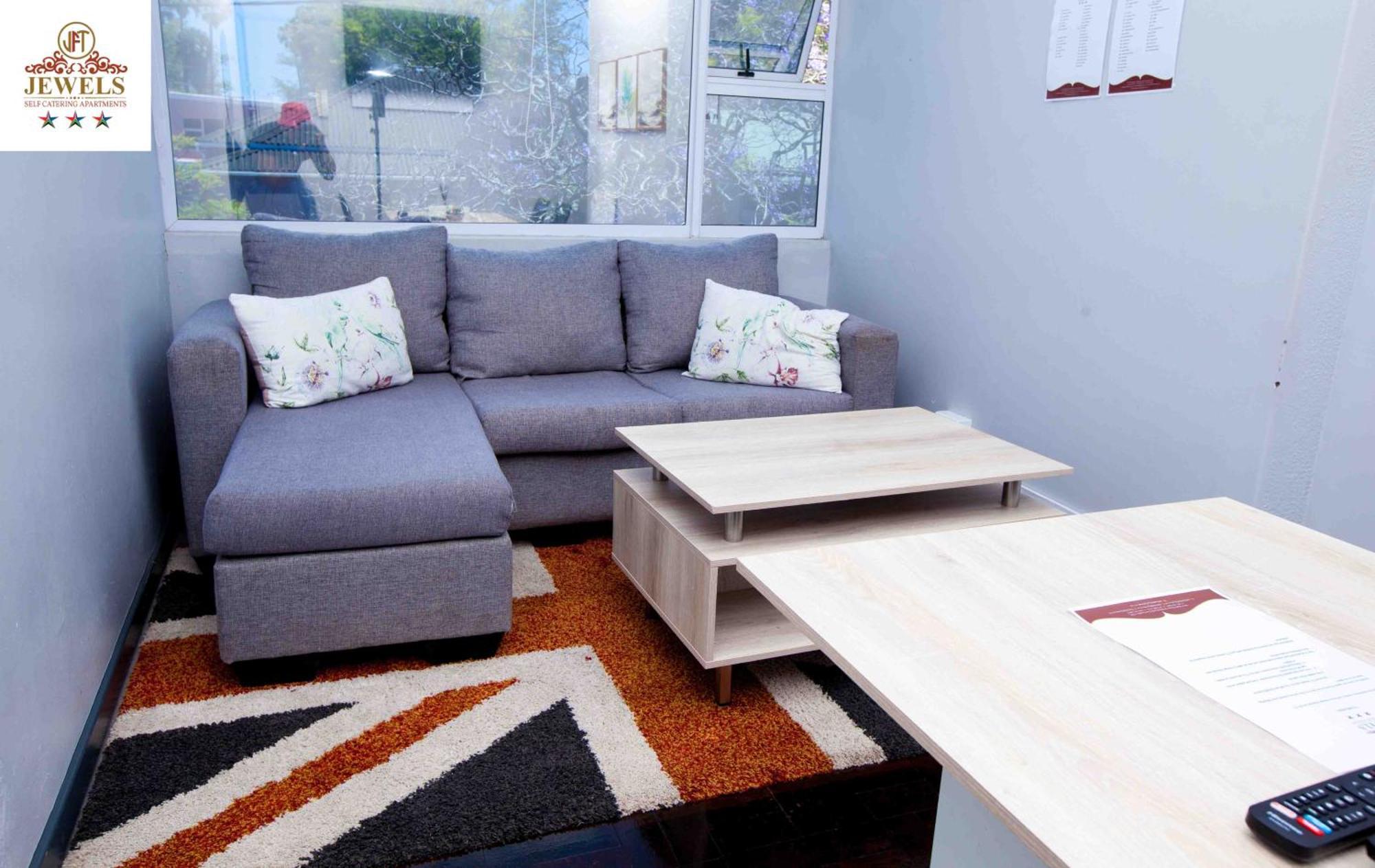 东伦敦Jft Self Catering Units住宿加早餐旅馆 外观 照片