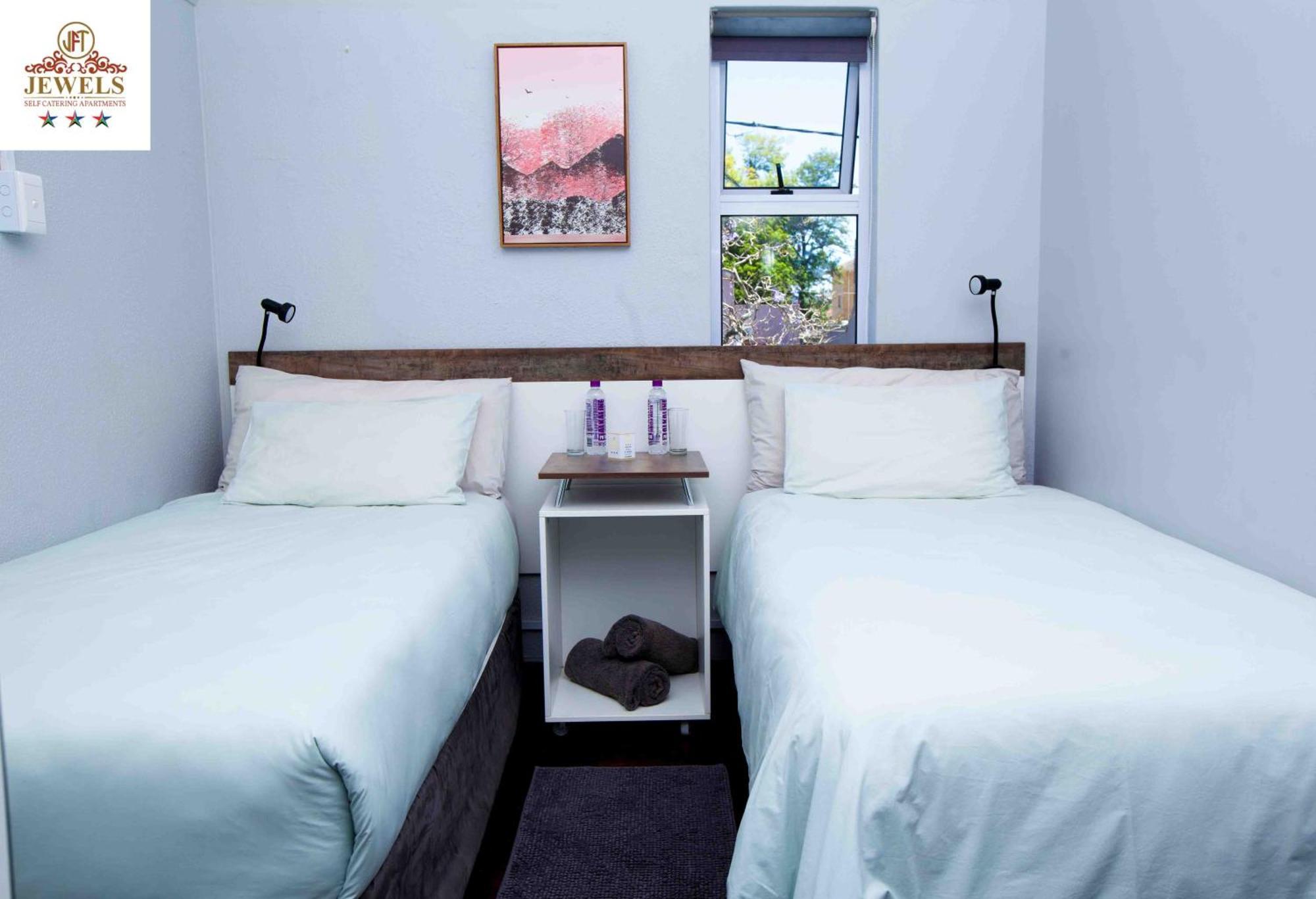 东伦敦Jft Self Catering Units住宿加早餐旅馆 外观 照片